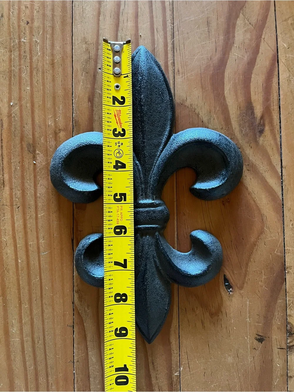 Black Cast Iron Wall Fleur-de-Lis